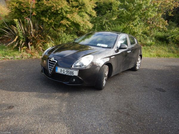 Alfa Romeo Giulietta Hatchback, Petrol, 2011, Black