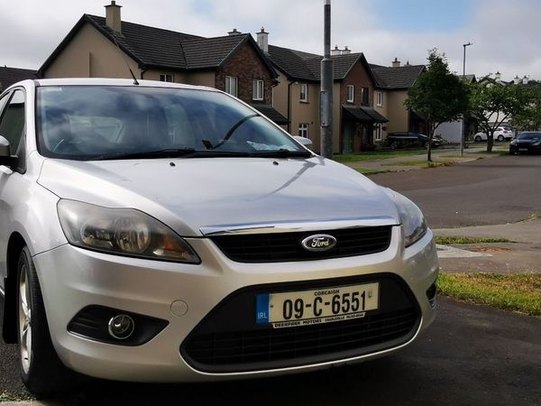 Ford Focus Hatchback, Diesel, 2009, Silver