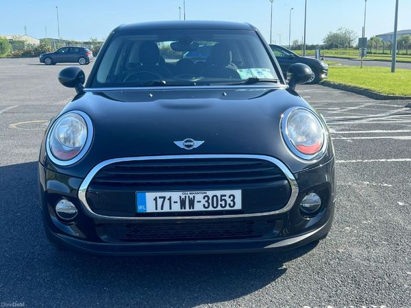 Mini Cooper Hatchback, Petrol, 2017, Black