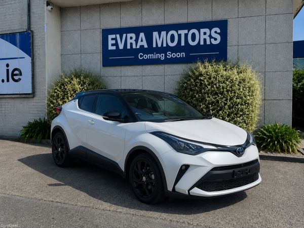 Toyota C-HR SUV, Petrol Hybrid, 2023, White