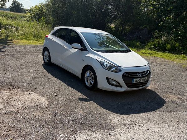 Hyundai i30 Hatchback, Diesel, 2014, White