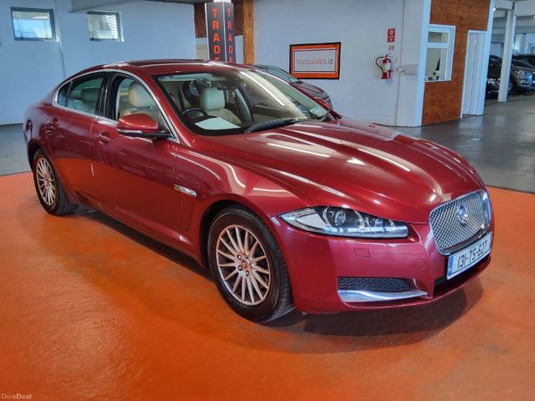 Jaguar XF Saloon, Diesel, 2013, Red