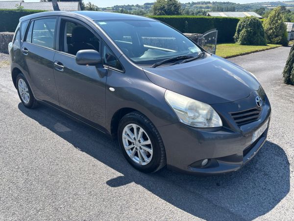 Toyota Verso MPV, Diesel, 2011, Grey