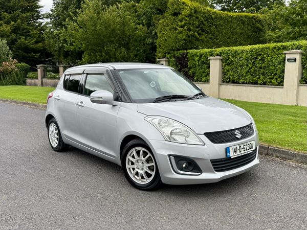 Suzuki Swift Hatchback, Petrol, 2014, Silver