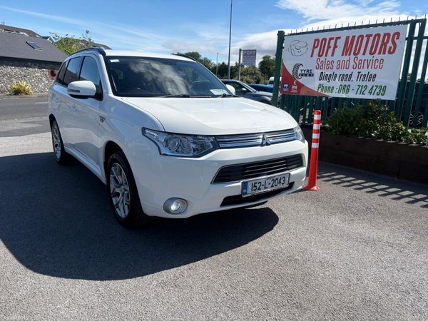 Mitsubishi Outlander SUV, Petrol Plug-in Hybrid, 2015, White