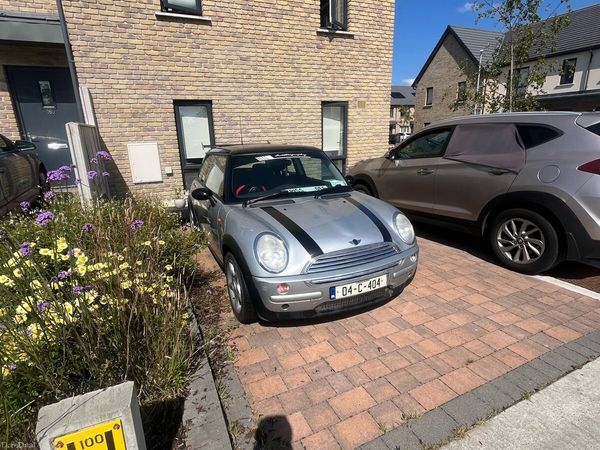 Mini Cooper Hatchback, Petrol, 2004, Silver