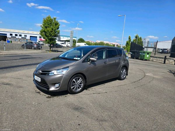 Toyota Verso MPV, Diesel, 2017, Grey