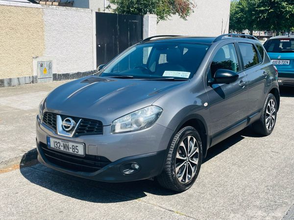 Nissan Qashqai Estate/Jeep, Diesel, 2013, Grey