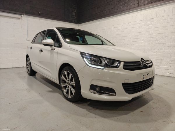 Citroen DS 4 Hatchback, Petrol, 2016, White