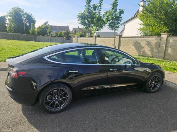 Tesla Model 3 Saloon, Electric, 2019, Black