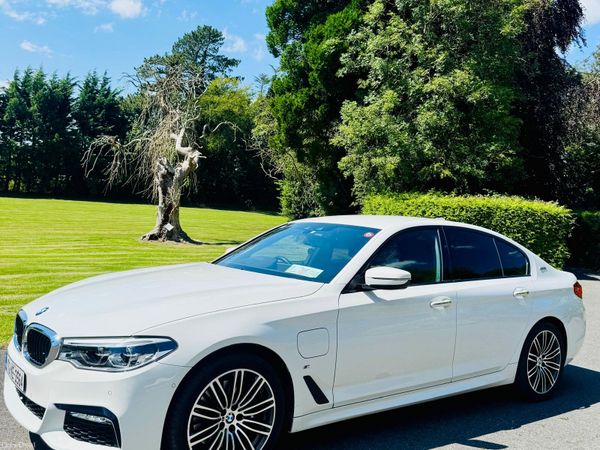 BMW 5-Series Saloon, Petrol Plug-in Hybrid, 2017, White