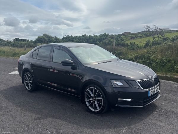 Skoda Octavia Saloon, Diesel, 2018, Black