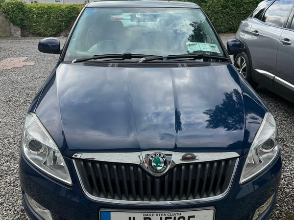 Skoda Fabia Hatchback, Petrol, 2011, Blue