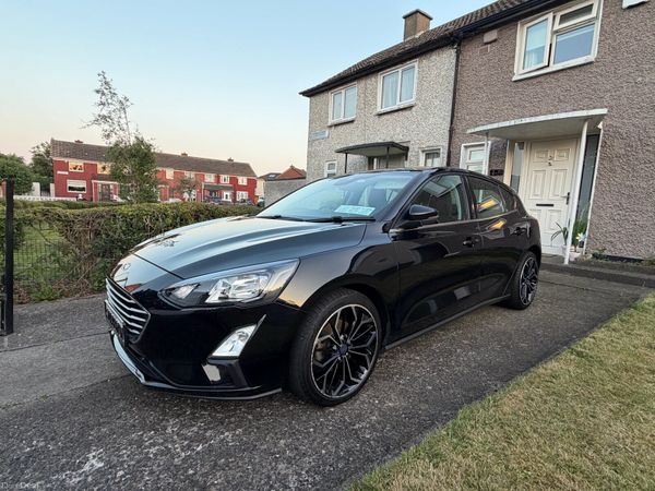 Ford Focus Hatchback, Petrol, 2020, Black