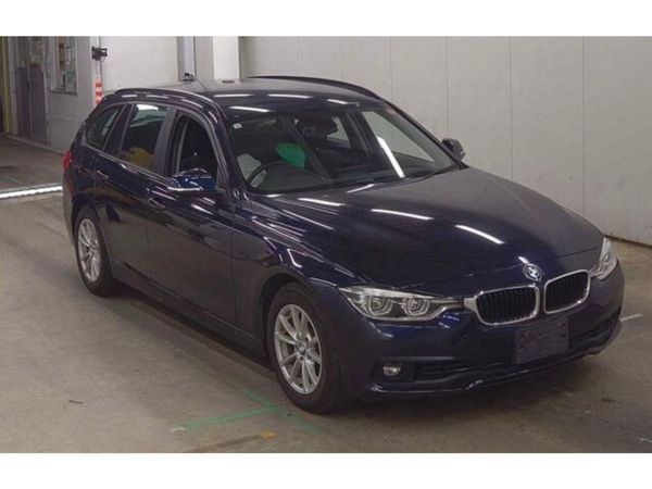 BMW 3-Series Estate, Petrol, 2017, Blue