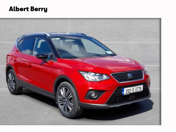 SEAT Arona Hatchback, Petrol, 2020, Red