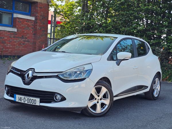 Renault Clio Hatchback, Petrol, 2014, White