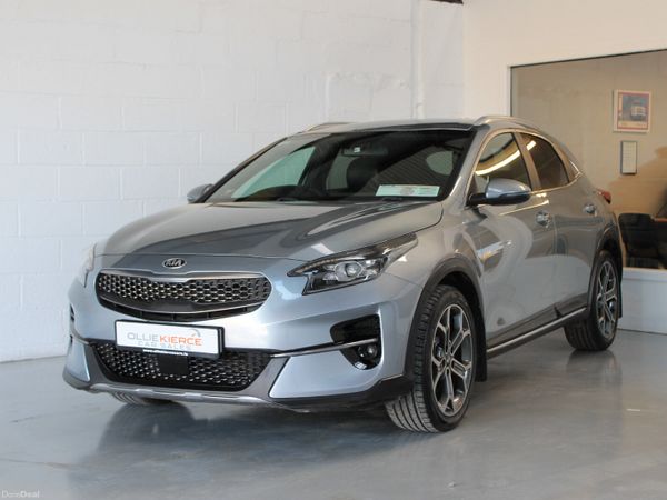 Kia XCeed Hatchback, Diesel, 2021, Grey