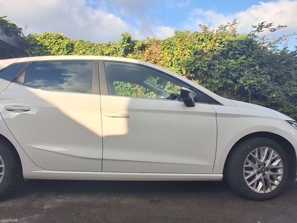 SEAT Ibiza Hatchback, Petrol, 2019, White