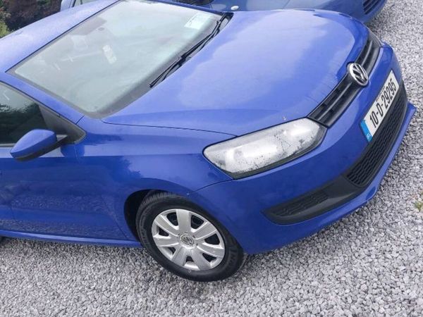 Volkswagen Polo Hatchback, Petrol, 2010, Blue