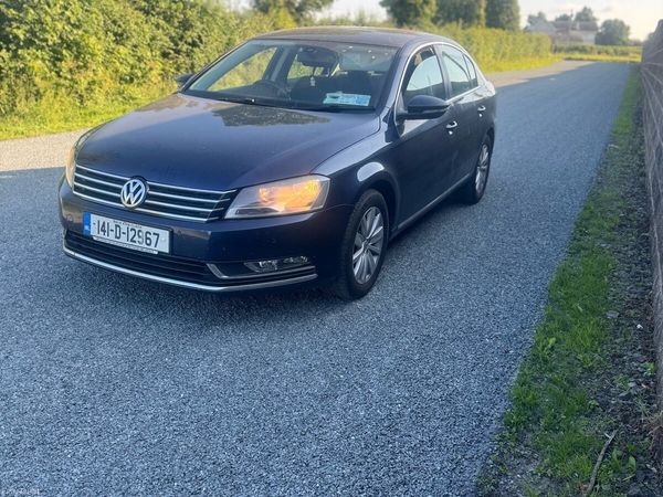Volkswagen Passat Saloon, Diesel, 2014, Blue