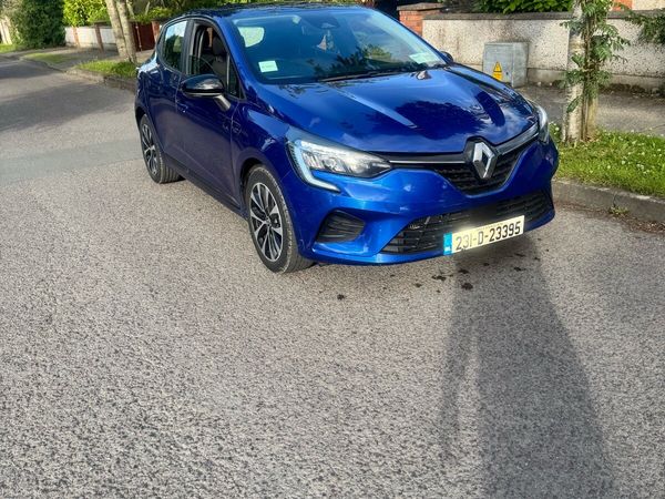 Renault Clio Hatchback, Petrol, 2023, Blue
