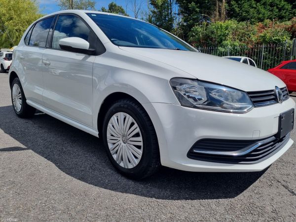 Volkswagen Polo Hatchback, Petrol, 2015, White