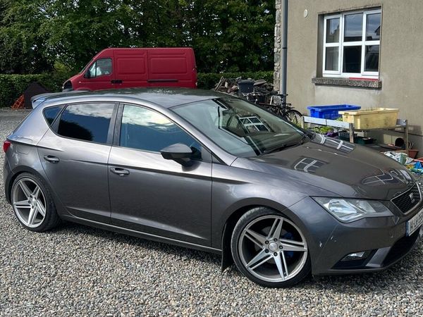 SEAT Leon Hatchback, Petrol, 2014, Grey