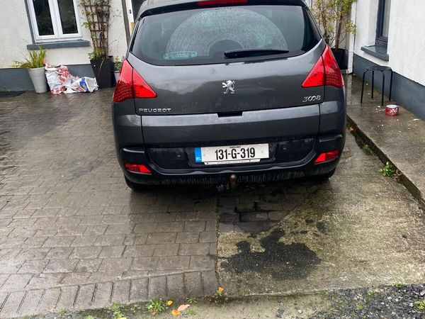 Peugeot 3008 MPV, Diesel, 2013, Grey
