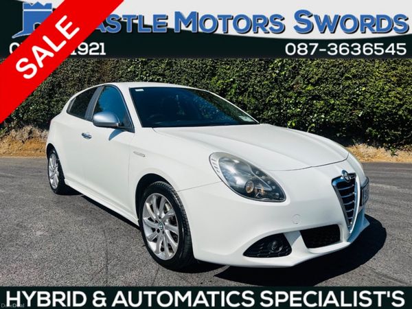 Alfa Romeo Giulietta Hatchback, Petrol, 2013, White