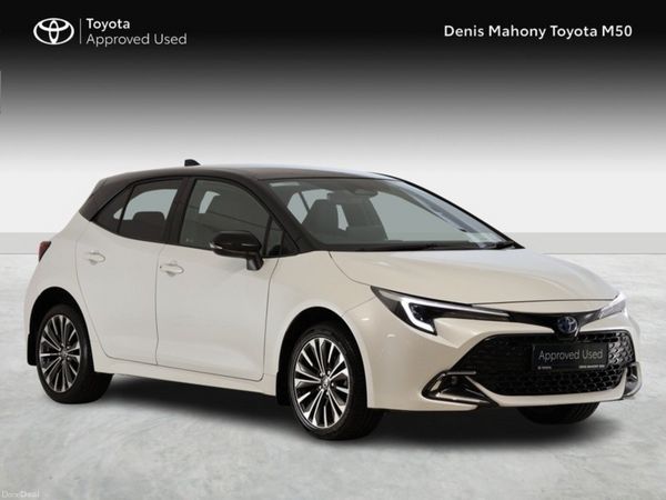 Toyota Corolla Hatchback, Petrol Hybrid, 2024, White