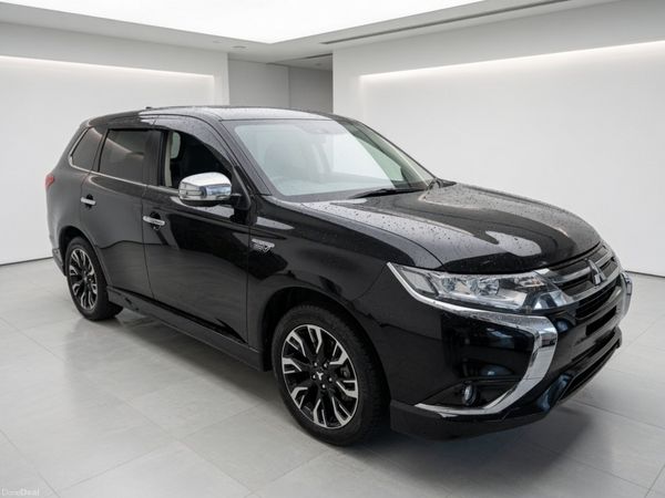 Mitsubishi Outlander SUV, Petrol Plug-in Hybrid, 2017, Black