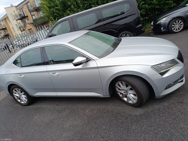 Skoda Superb Saloon, Diesel, 2017, Grey