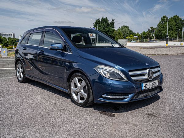 Mercedes-Benz B-Class MPV, Petrol, 2012, Blue