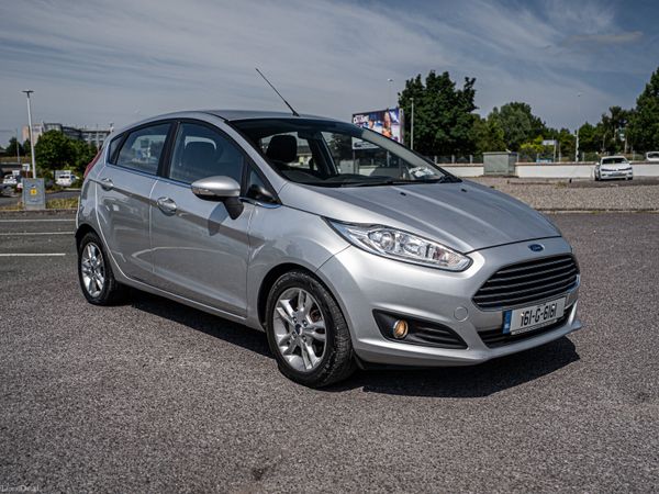 Ford Fiesta Hatchback, Petrol, 2016, Silver