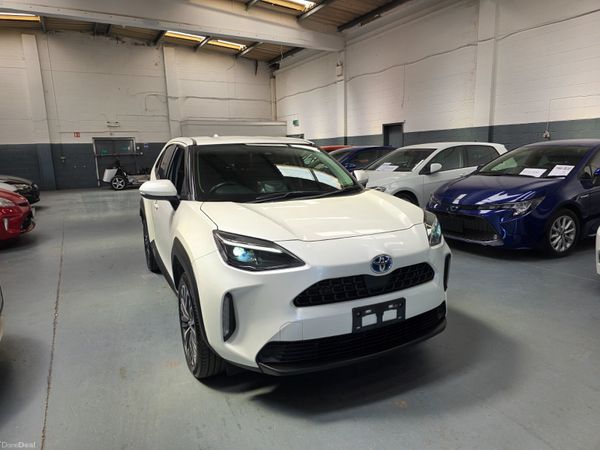 Toyota Yaris Cross SUV, Petrol Hybrid, 2021, White
