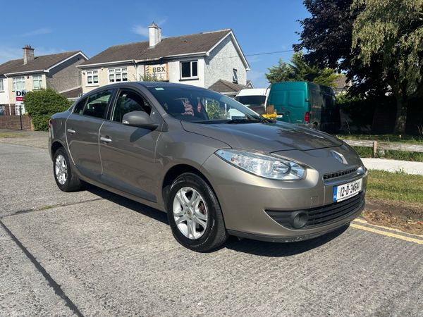 Renault Fluence Saloon, Diesel, 2012, Gold
