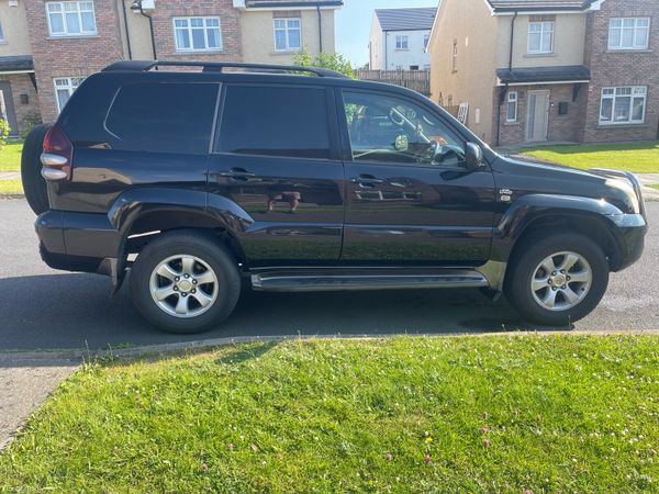 Toyota Land Cruiser SUV, Diesel, 2006, Black
