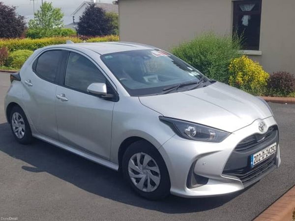 Toyota Yaris Hatchback, Petrol, 2020, Silver