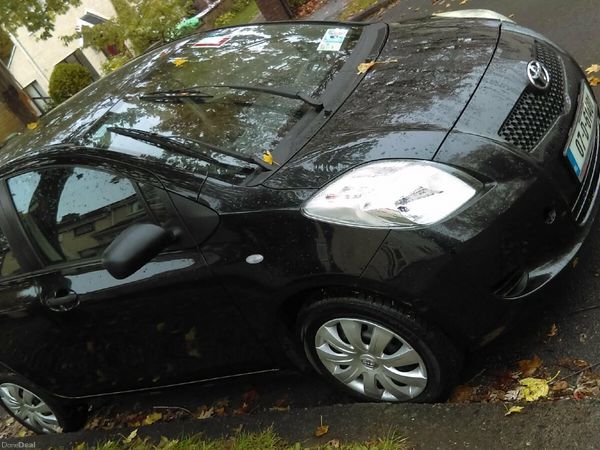 Toyota Yaris Hatchback, Petrol, 2007, Black
