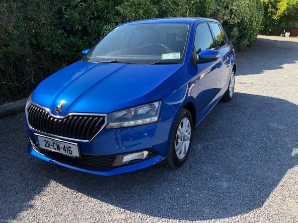 Skoda Fabia Hatchback, Petrol, 2021, Blue