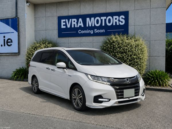 Honda Odyssey MPV, Petrol Hybrid, 2018, White