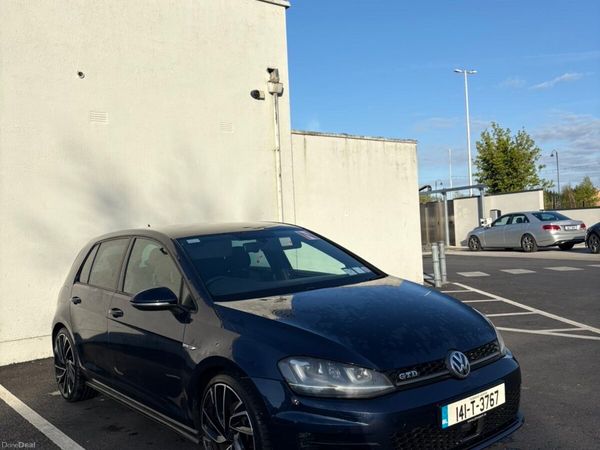 Volkswagen Golf Hatchback, Diesel, 2014, Blue