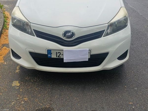 Toyota Vitz Hatchback, Petrol, 2012, White