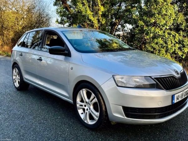 Skoda Rapid Hatchback, Petrol, 2014, Silver