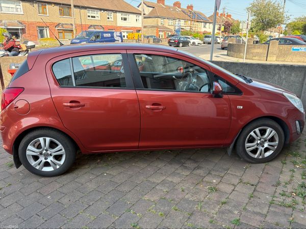 Opel Corsa Hatchback, Petrol, 2012, Orange