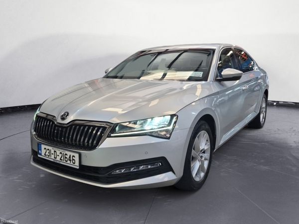 Skoda Superb Hatchback, Diesel, 2023, Grey