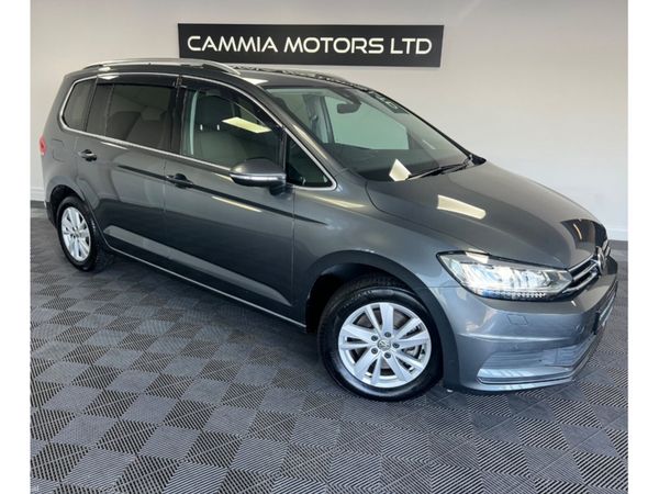 Volkswagen Touran MPV, Petrol, 2020, Grey
