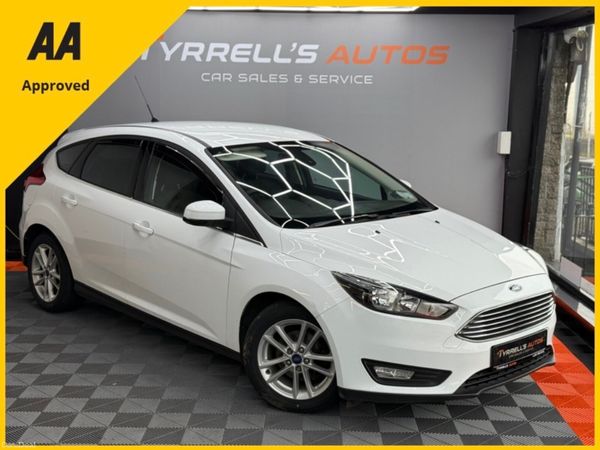 Ford Focus Hatchback, Petrol, 2016, White