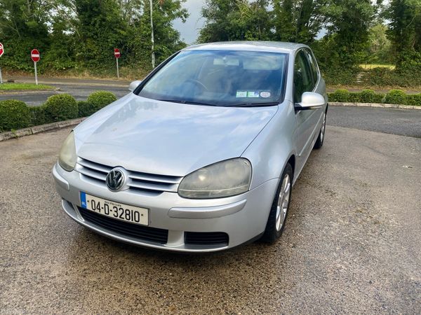 Volkswagen Golf Hatchback, Petrol, 2004, Silver